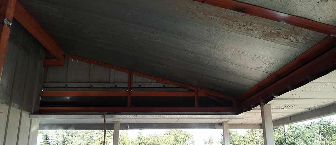 Bazzani Building Company under roof construction at Valero Gas Station in Windsor, CA